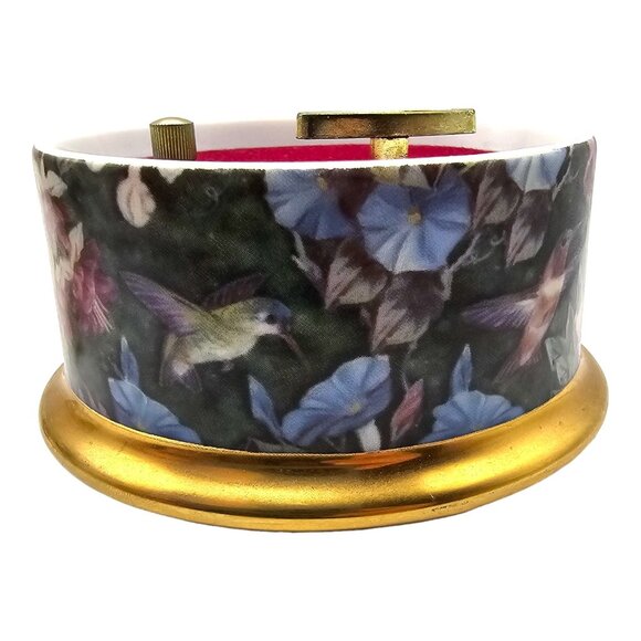 Ruby-Throated Hummingbird Music Box Lena Liu Ardleigh-Elliott Waltz of Flowers - Picture 5 of 12